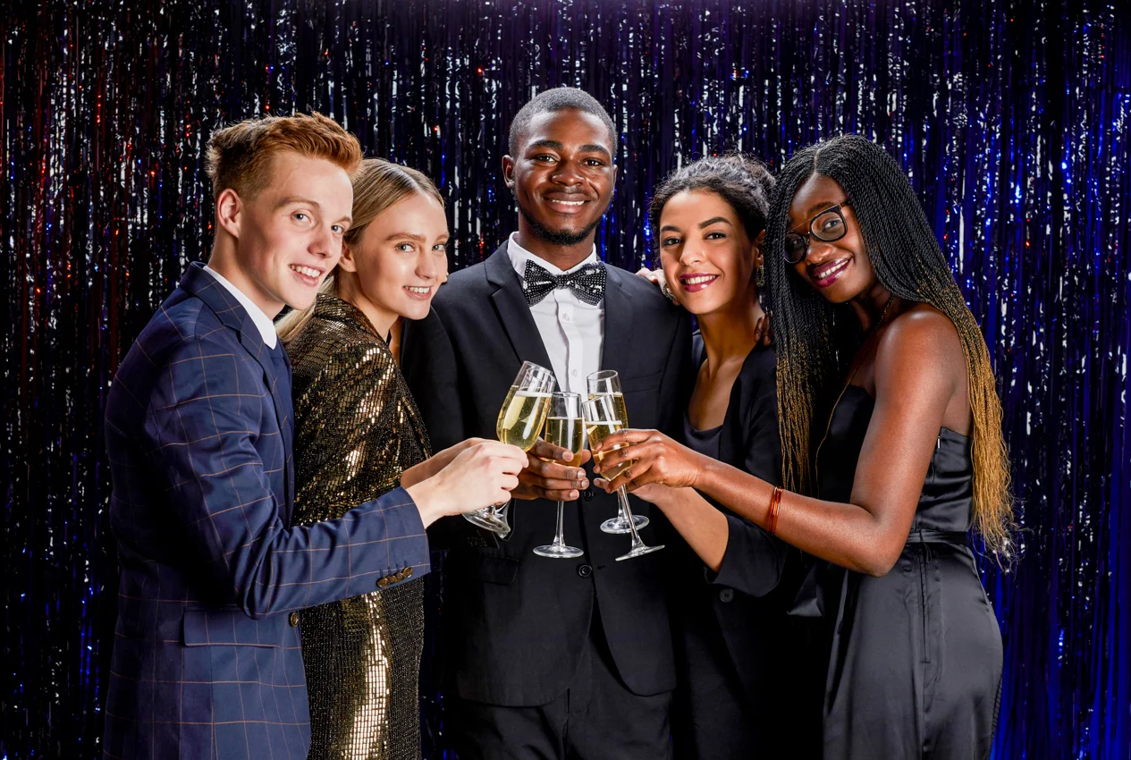 31 Unique Prom Theme Ideas | HolidayKeepers